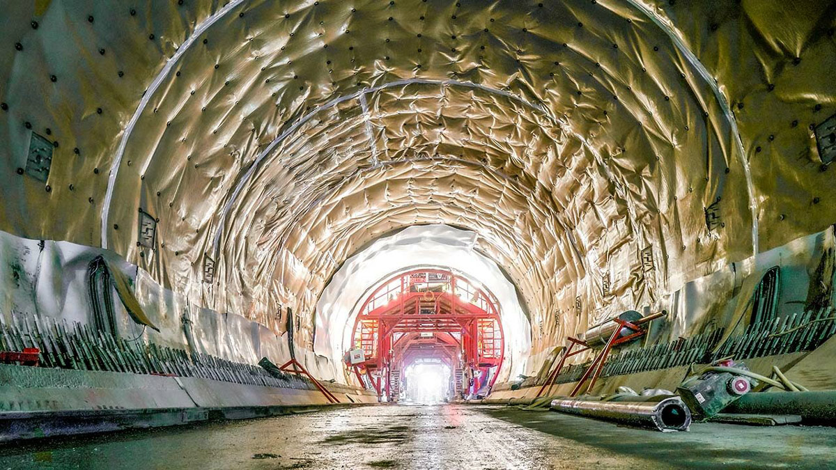 Tunelske cevi sa ugrađenim HDPE geomembranama