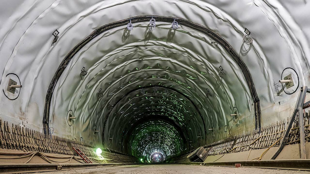 Tunelske cevi sa ugrađenim HDPE geomembranama